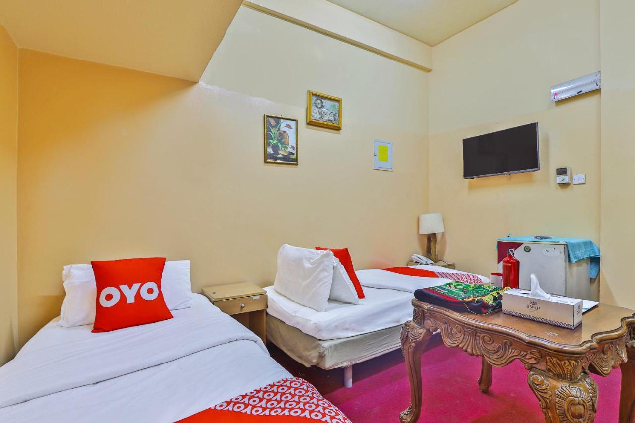 Oyo 393 Al Wehda Hotel Дубай Экстерьер фото