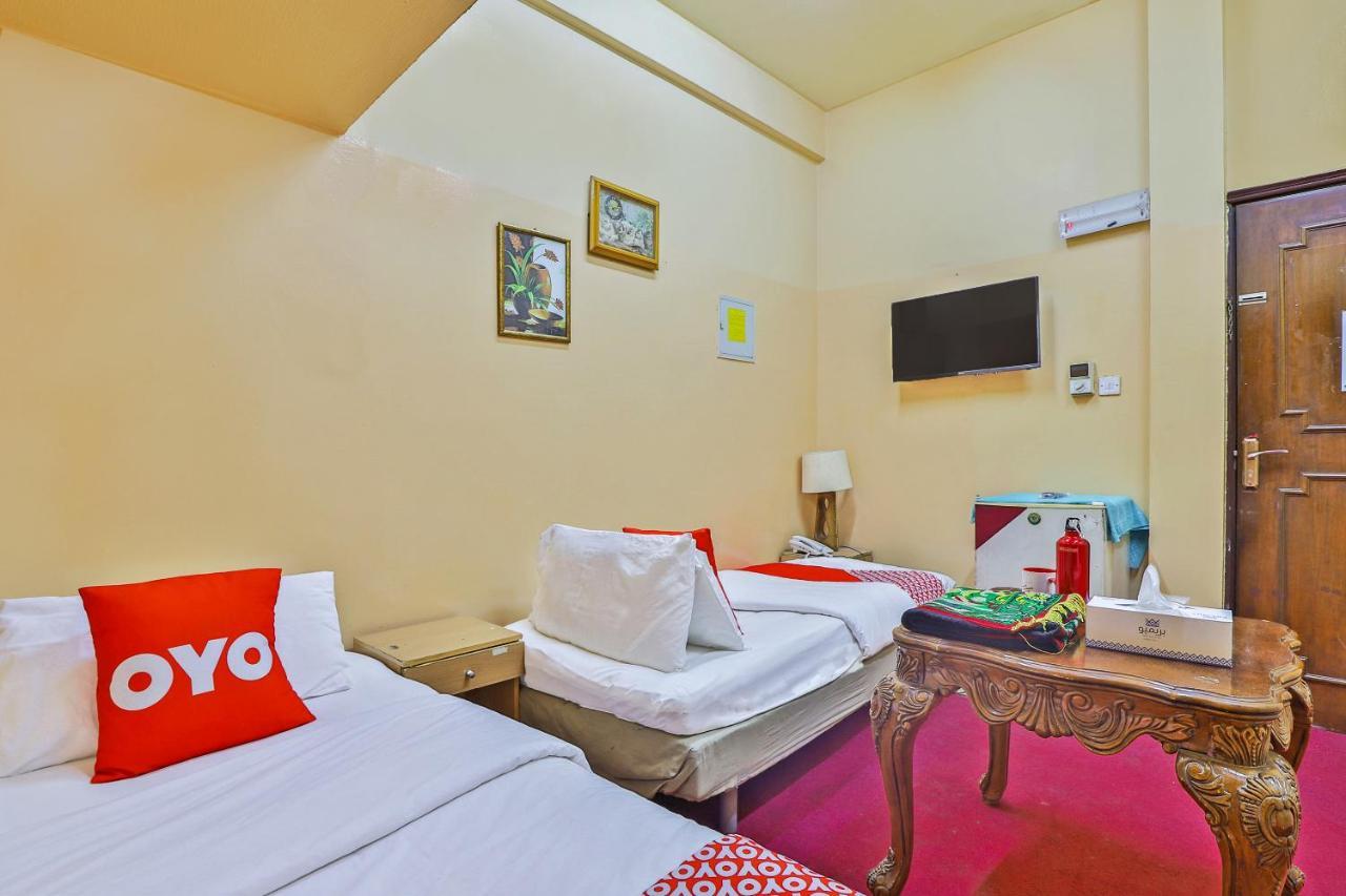 Oyo 393 Al Wehda Hotel Дубай Экстерьер фото